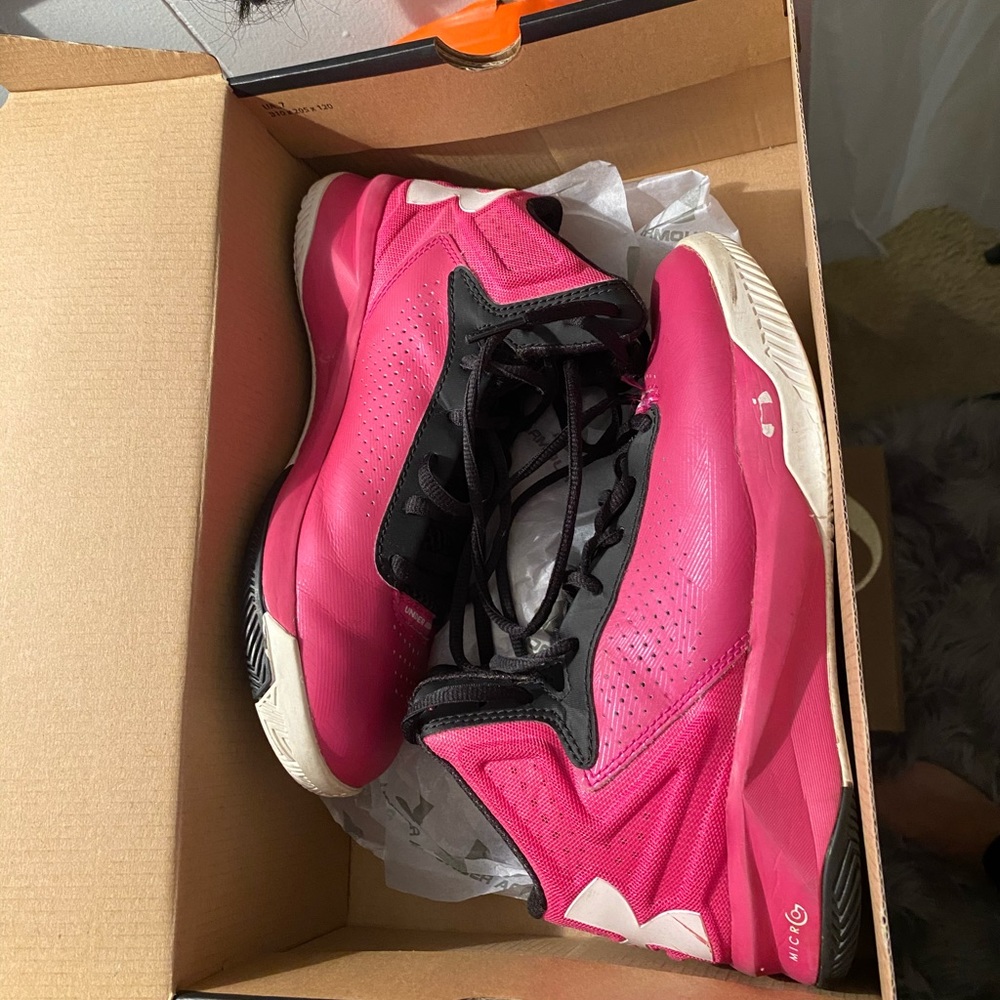 Under Armour Basketball Shoes